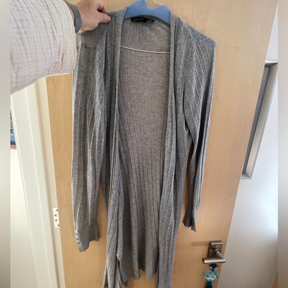 Gray lightweight sweater with tie at waist - White House Black Market size M